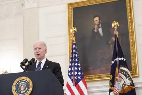 La battaglia sul voto negli Usa. Biden: "Ora tocca al Congresso"