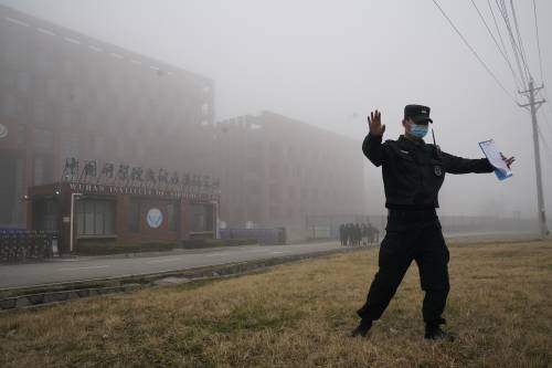 Cina e Russia in allarme: i pericoli di una guerra biologica