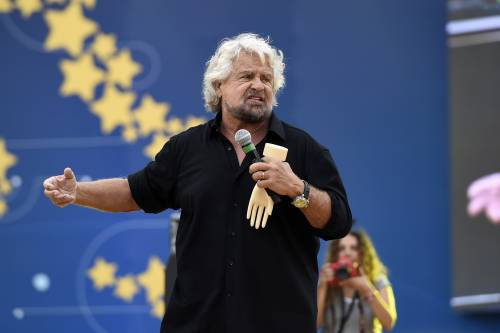 "Spazi stretti fra le lettere". Chi è davvero Beppe Grillo
