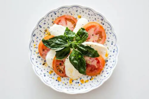 La dieta perfetta per combattere il caldo 