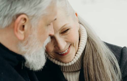 È davvero possibile trovare un compagno dopo i 60 anni?