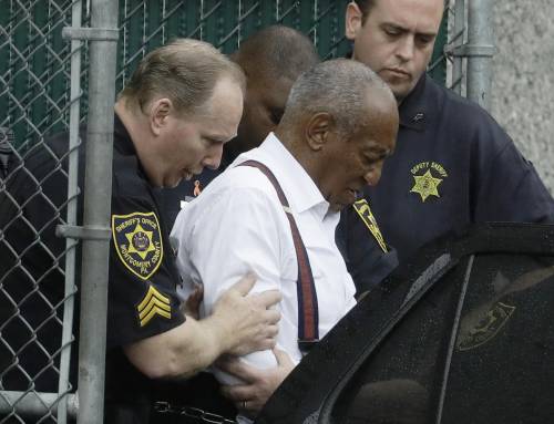 Bill Cosby torna in libertà. Le accuse non valide per il "mostro" del MeToo
