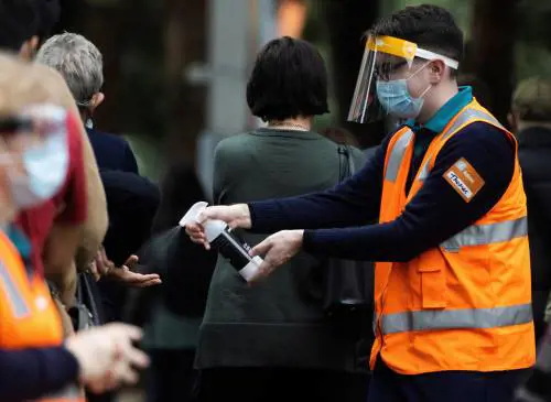 "Si rischia nuova ondata": la profezia nera sull'Europa