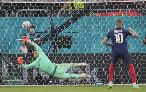 I francesi rosicano ancora: "Perché la partita va rigiocata"