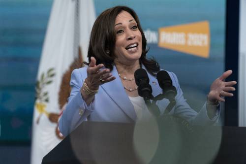 "Ambiente tossico": quelle voci che fanno tremare Kamala Harris