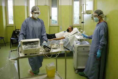 Medici No Vax in 300 al Tar: "No all'obbligo". Lavoro a rischio