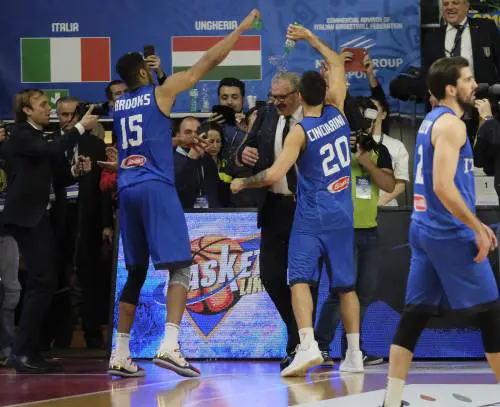 L'Italbasket è da sogno. Battuti i giganti serbi, le Olimpiadi sono realtà