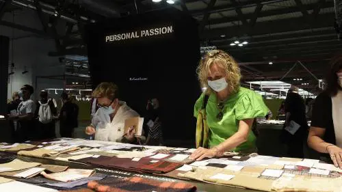 Milano Unica, 270 aziende in Fiera. Giorgetti: "L'Italia torna in campo"