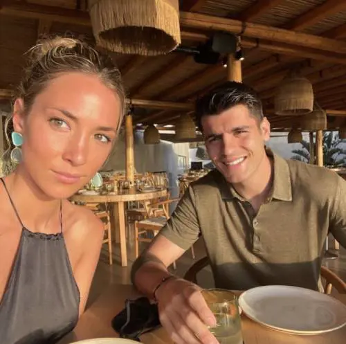 Indignazione a comando: ora gli italiani minacciano #Alice Campello