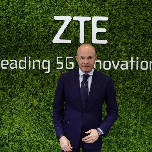 Zte sponsor del Teatro Menotti: "Investiamo nella cultura"