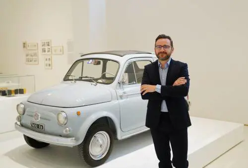La 500 del 1960 e la Monk di Molteni, così si rinnova il museo del Design