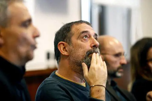 Trevi brinda alla vittoria con "Due vite"