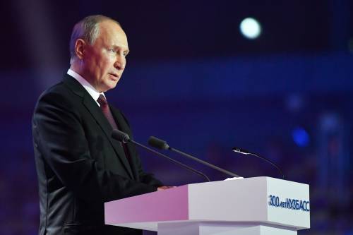 Ucraina, ora Putin avverte la Nato: "Attenti a non superare la linea rossa"