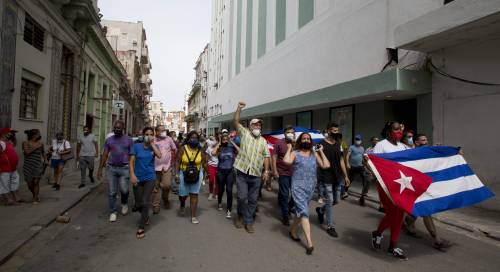 A Cuba la scure del regime: 10 morti e oltre 5mila arresti