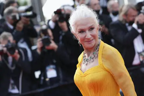 Helen Mirren, la diva over 70 che ha scelto l’Italia