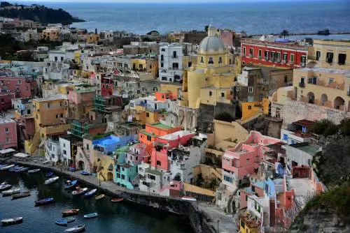 Alla scoperta del Belpaese: un lungo fine settimana a Napoli, Capri e Procida
