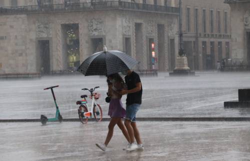 Week end di maltempo per mezza Italia: ecco dove pioverà