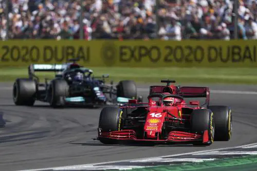 In 140mila nella bolgia. Lewis vendica gli inglesi