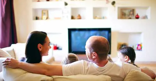 Altro che salotti, sono gli spot il vero specchio della società