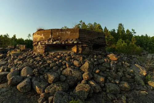 Rapita e uccisa a coltellate: l'esecuzione nel bunker nazista