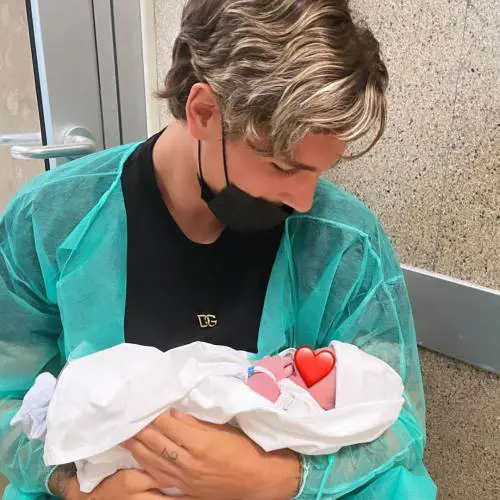 Zaniolo diventa papà. Ma è subito giallo per questa foto
