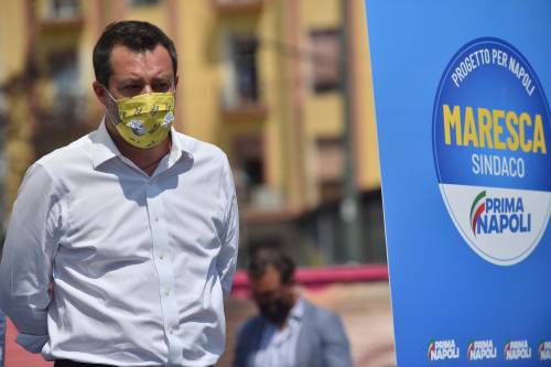 Salvini si vaccina, Meloni: "Lo farò".  Ma sul green pass restano contrari