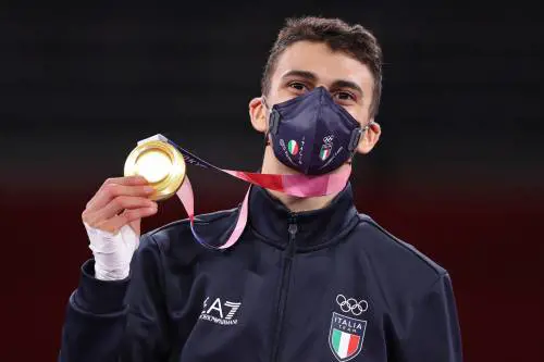 L'Italia scaccia la paura con i calci di Dell'Aquila