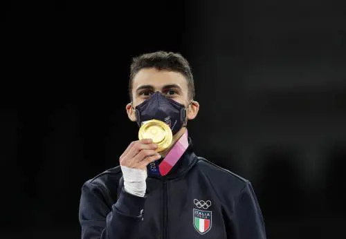 Quelle medaglie che portano i nomi dei nonni