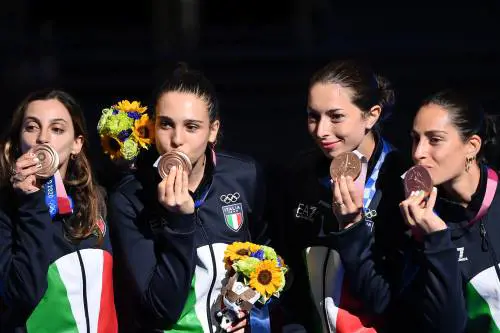 Le azzurre della spada e un bronzo agrodolce