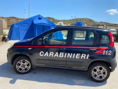 I migranti scappano e sale il rischio contagi: è allarme a Pantelleria