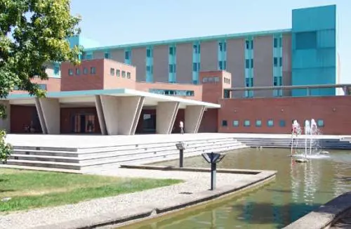 Donna vaccinata 4 volte muore a Pavia