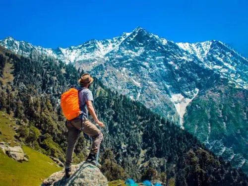 Cosa serve per una passeggiata in montagna