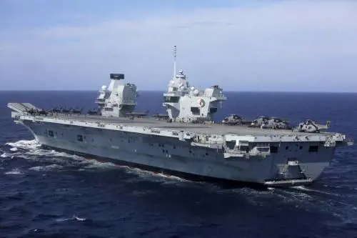 Portaerei, missili e intelligence: così Londra vuol tornare una potenza globale