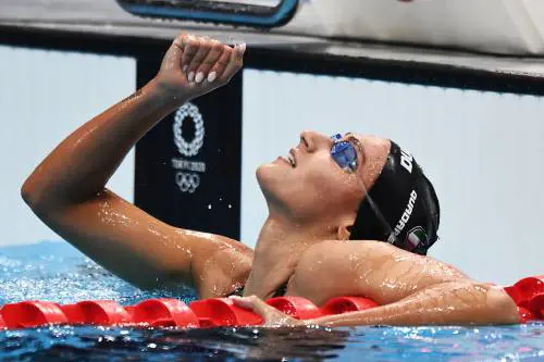 Simona è il dopo Fede. Quarta donna di sempre sul podio della vasca