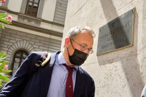 Caso Amara, Storari resta a Milano