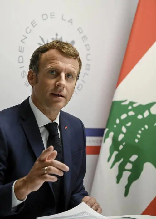 Il fallimento triplo di Macron