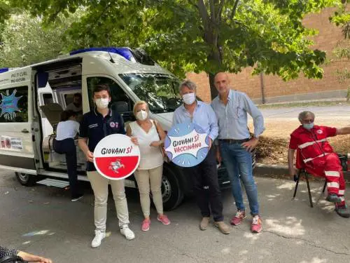 "La Messa è finita, ora vaccinatevi..."