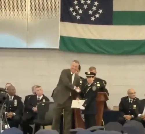 Gli scheletri nell'armadio della paladina di sinistra