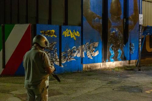 L'atto di vandalismo di alcuni tifosi dell'Inter: imbrattato il murale di Lukaku