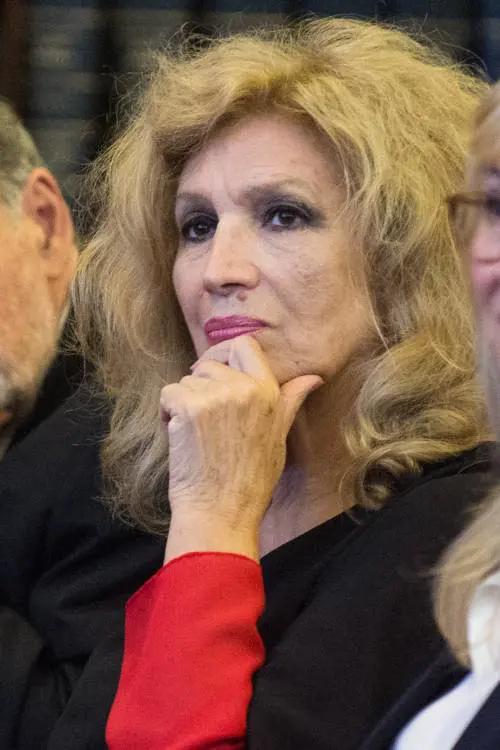 Iva Zanicchi: "Mia sorella ha preso la variante Delta. Salva grazie al vaccino"