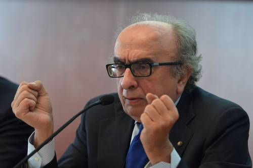 “Ristrutturare l’industria dell’auto in poco più di 10 anni? Non è fattibile”