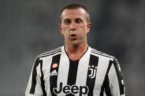 Al bagno di Bernardeschi lavoratori in nero: multa da 41mila euro