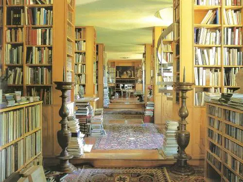 Casa di Zeri a Mentana. Così si sfratta la cultura