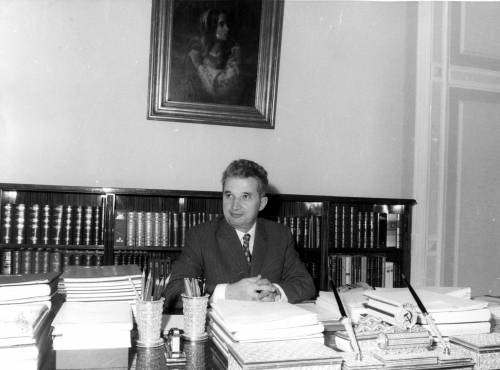 Svolta in Romania: ora cresce la nostalgia per Ceaușescu