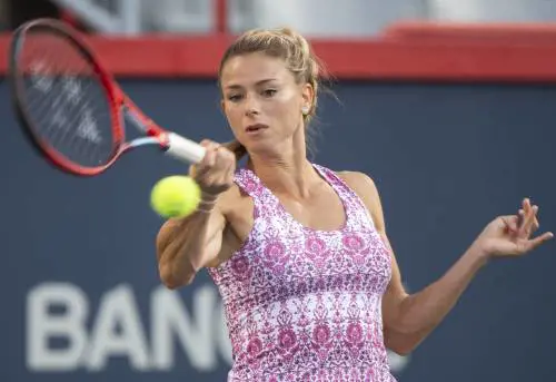 I guai col Fisco, il ritiro e la fuga all'estero. La nota di Camila Giorgi: "Difficile reggere lo stress"