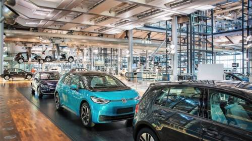  Auto elettriche: Diess (Vw) “rassicura”, Biden pianifica. E l’Ue…