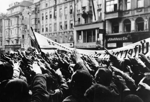 "Così i nazisti scapparono dall'Europa": il mistero dell'operazione Odessa