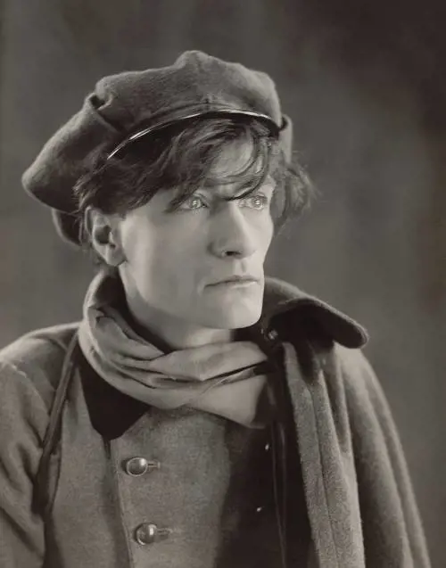 Il selvaggio Artaud a caccia di Atlantide tra le montagne del Messico incantato