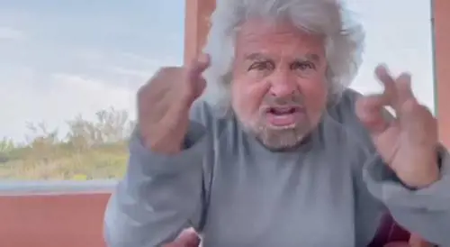 Quando Beppe Grillo difendeva il figlio Ciro a spada tratta