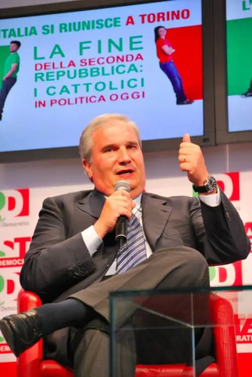 L'idea del Pd: "Meno poteri ai sindaci in favore dei consigli comunali"